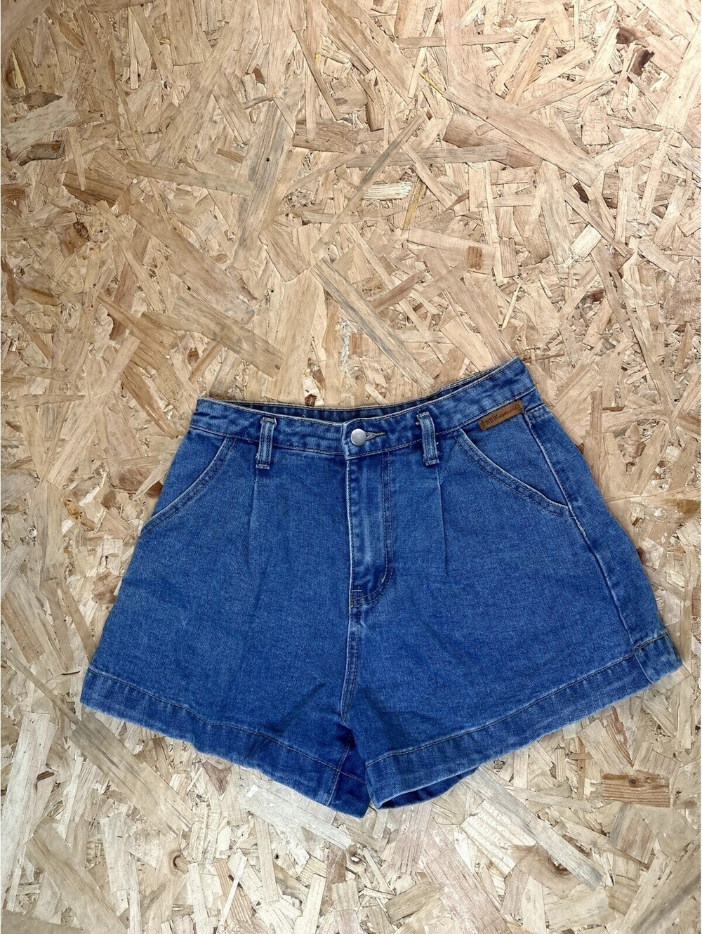 New Fashion Style Womens High Rise Denim Shorts Size S Blue Pleated Jean Shorts
